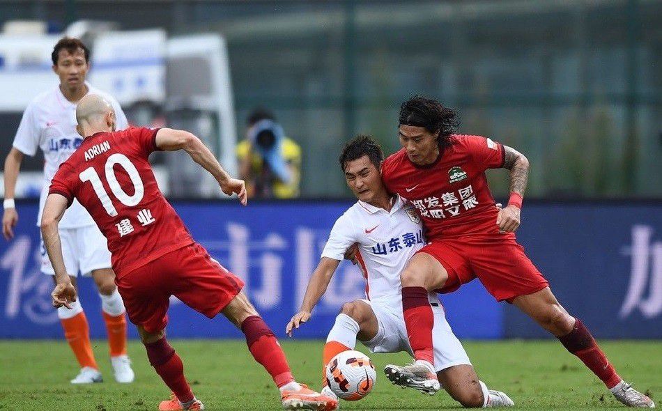 俱乐部的氛围非常好，幕后人员也付出了很多努力。